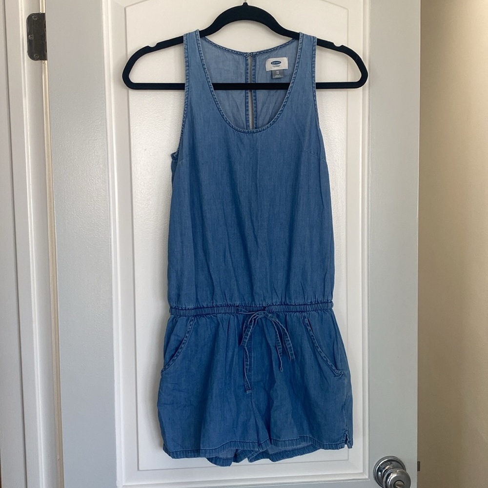 Old Navy Chambray Romper Sleeveless Drawstring Denim Short Jumpsuit Pockets XS